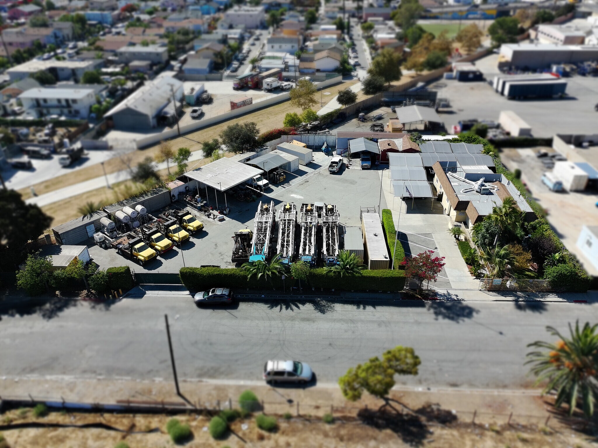 2109 Gundry Ave, Signal Hill, CA à vendre Photo principale– Image 1 sur 10