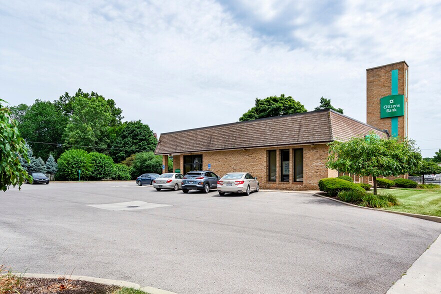 3230 W Alexis Rd, Toledo, OH à vendre - Photo de l’immeuble – Image 3 sur 8