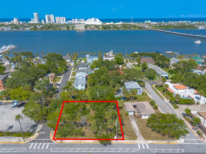 00 Ballough Rd, Daytona Beach, FL à vendre - Photo de l’immeuble – Image 1 sur 11
