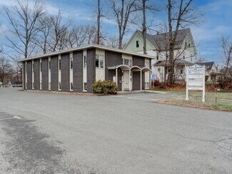 Plus de détails pour 21 Middle Tpke E, Manchester, CT - Bureau à vendre