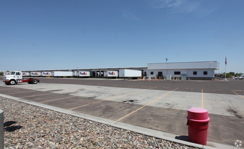 7160 W Sherman St, Phoenix, AZ à louer - Photo de l’immeuble – Image 2 sur 7