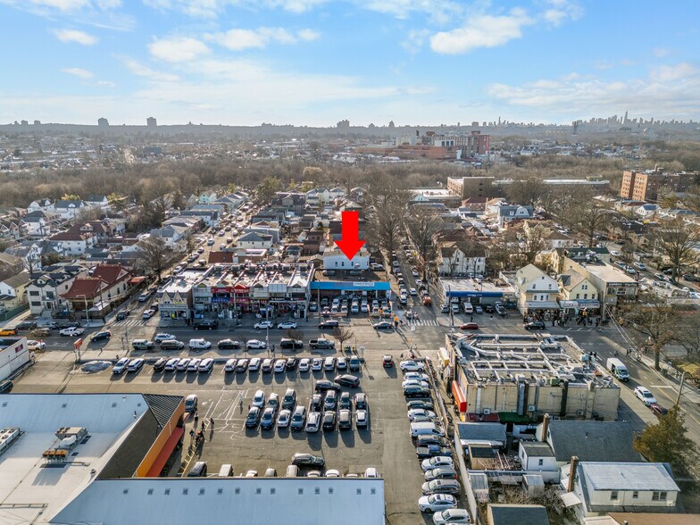 46-14 Kissena Blvd, Flushing, NY à louer - Photo de l’immeuble – Image 3 sur 6