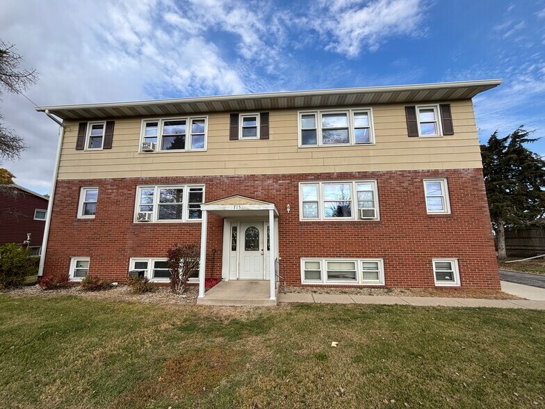 715 E Central Ave, Princeton, IL à vendre - Photo principale – Image 1 sur 1