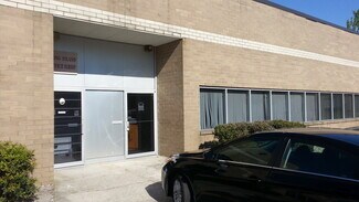 Plus de détails pour 144-148 Remington Blvd, Ronkonkoma, NY - Industriel/Logistique à louer