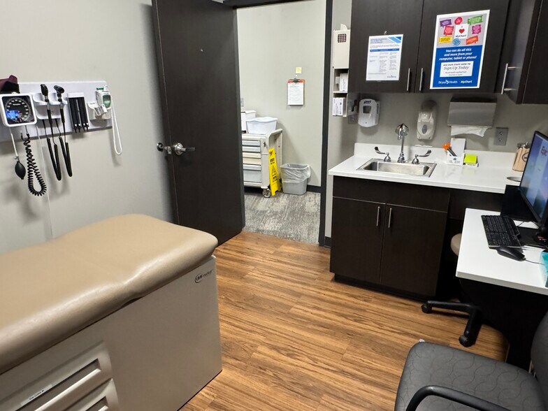 5901 N 27th St, Lincoln, NE à louer - Photo intérieure – Image 3 sur 16