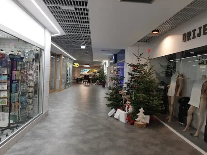 Local commercial dans Belfort à vendre - Photo de l’immeuble – Image 3 sur 5