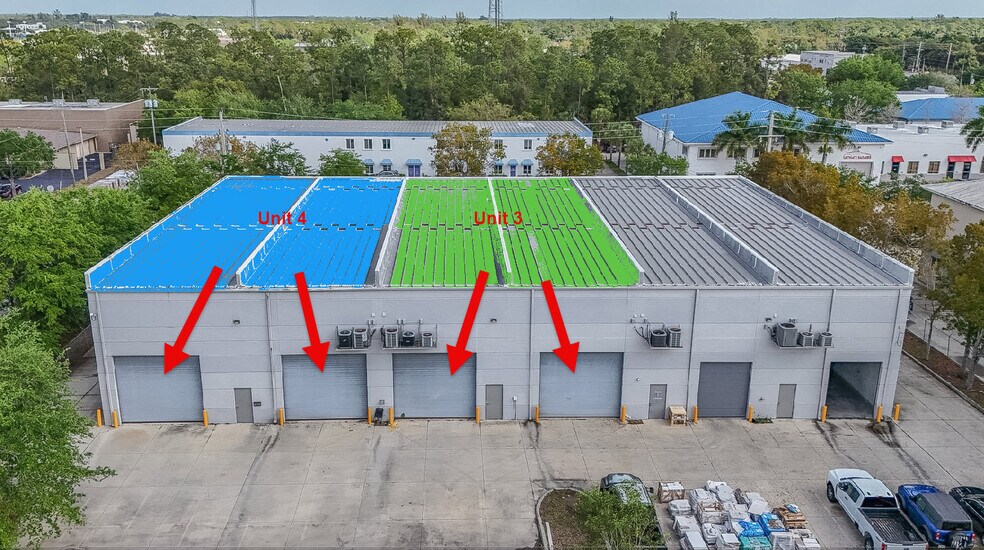 10951 Harmony Park Dr, Bonita Springs, FL à louer - Photo de l’immeuble – Image 2 sur 22