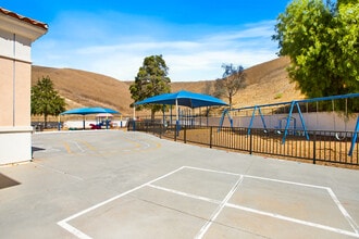 2090 Chino Hills Pkwy, Chino Hills, CA à louer Photo de l’immeuble– Image 1 sur 58