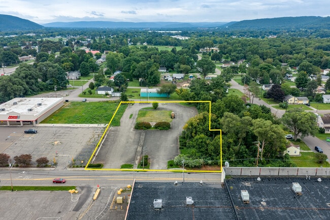 Plus de détails pour 609 Chemung St, Horseheads, NY - Terrain aux enchères