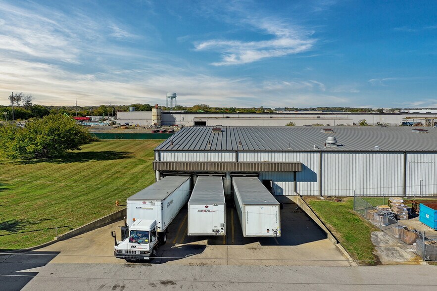 266 Eastgate Dr, Danville, IL à vendre - Photo de l’immeuble – Image 2 sur 12