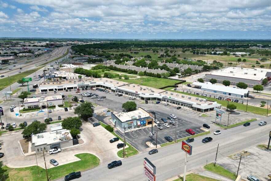 4102 Buffalo Gap Rd, Abilene, TX à louer - Photo de l’immeuble – Image 3 sur 72