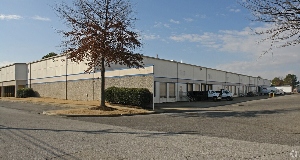 4600 Cromwell Ave, Memphis, TN à louer - Photo de l’immeuble – Image 2 sur 6