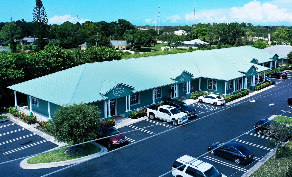 1935-1949 SE Port St Lucie Blvd, Port Saint Lucie, FL à louer Photo de l’immeuble– Image 1 sur 9