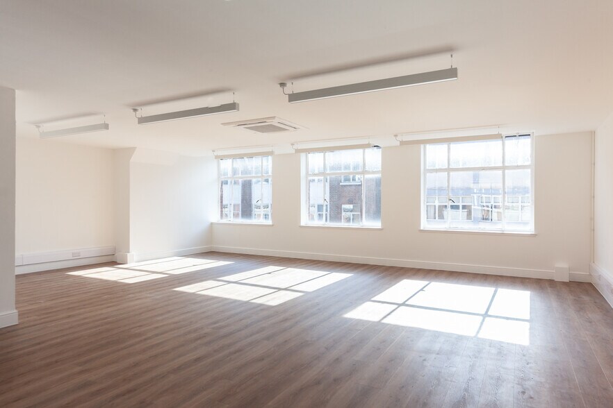 20 Margaret St, Londres à louer - Photo de l’immeuble – Image 1 sur 34