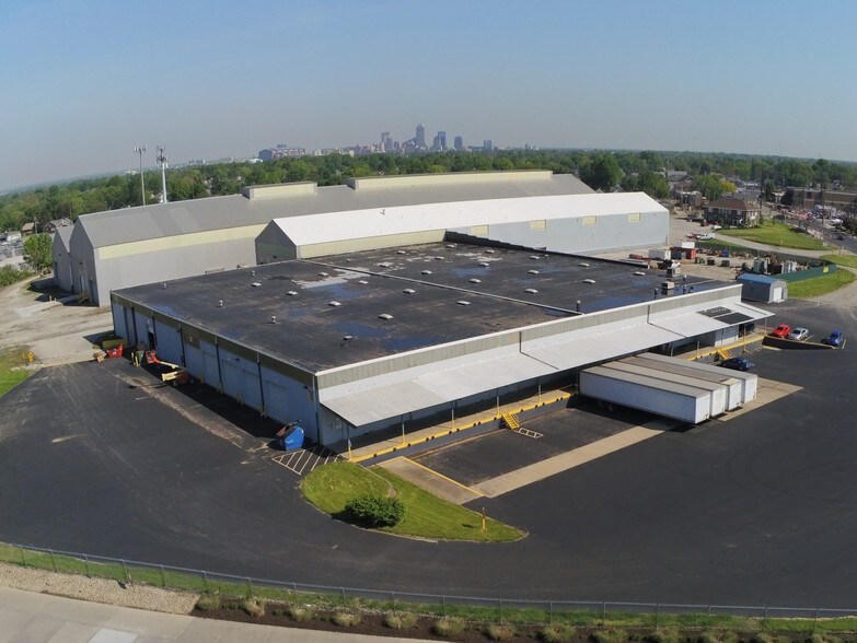 3000 S Shelby St, Indianapolis, IN à louer - Photo de l’immeuble – Image 1 sur 14