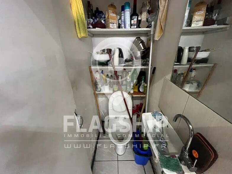 Local commercial dans Paris à vendre - Photo de l’immeuble – Image 3 sur 4