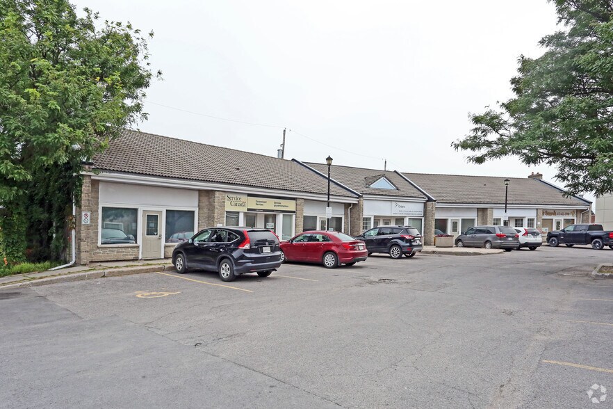 75 Elgin St W, Arnprior, ON à louer - Photo de l’immeuble – Image 2 sur 3