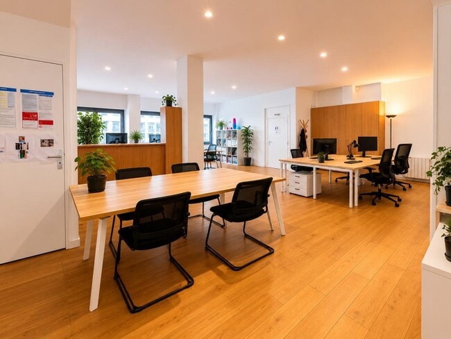 Plus de détails pour Cite De L'Ameublement, Paris - Bureau à louer