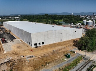 Plus de détails pour East South St, Frederick, MD - Industriel/Logistique à louer