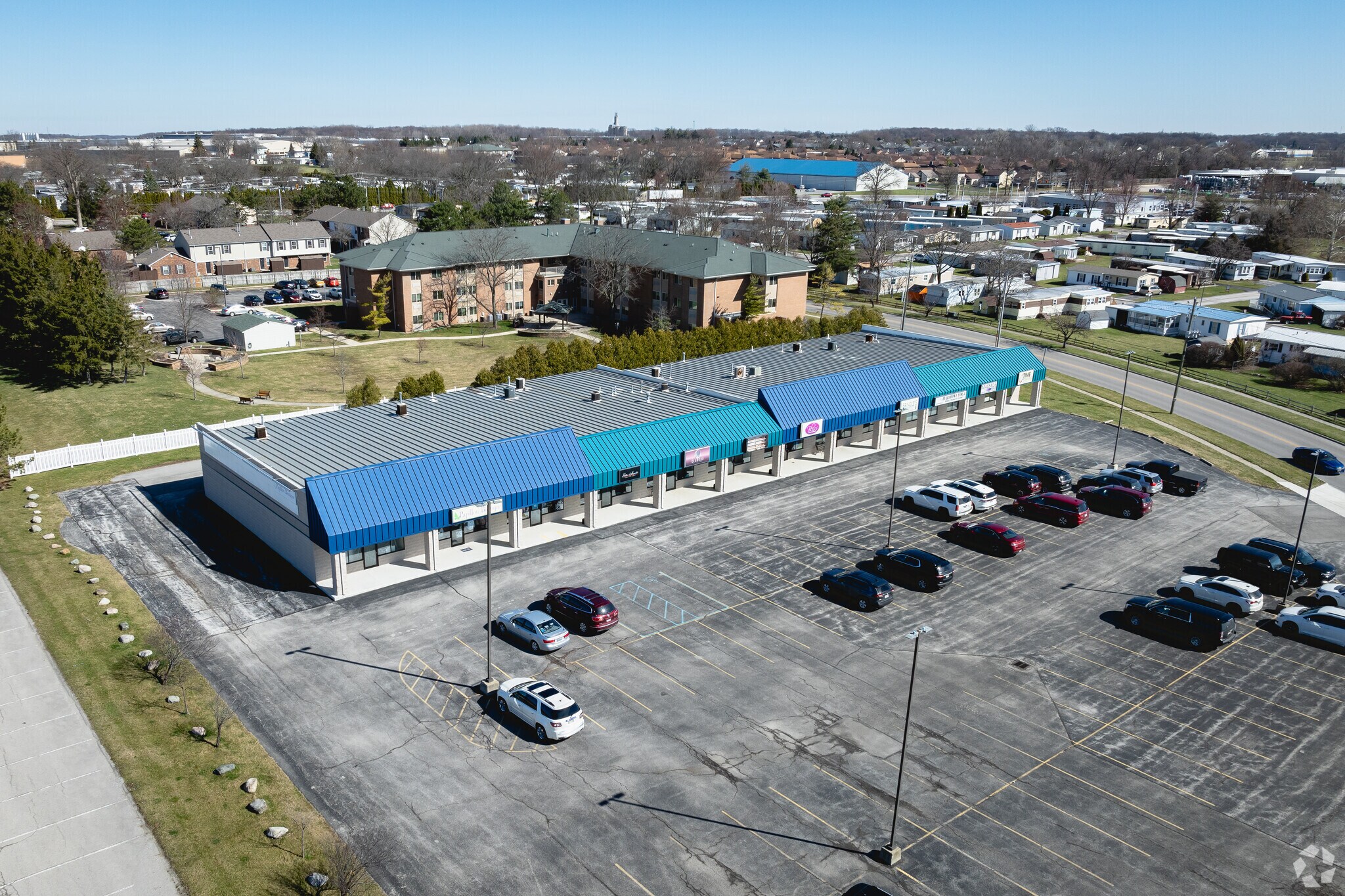 1100 Croy Dr, Findlay, OH à vendre Photo de l’immeuble– Image 1 sur 17