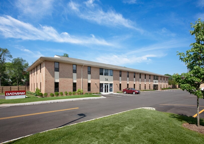 186 Princeton Hightstown Rd, West Windsor, NJ à louer - Photo principale – Image 2 sur 12