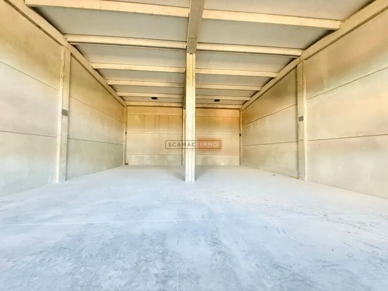 Industriel/Logistique dans Le Muy à louer - Photo intérieure – Image 3 sur 5