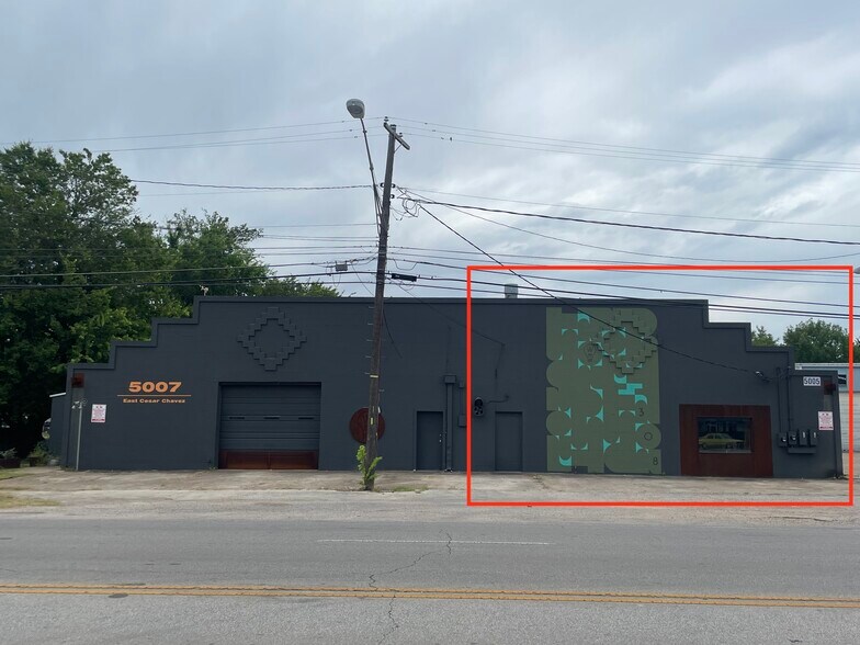5005 E Cesar Chavez St, Austin, TX à louer - Photo de l’immeuble – Image 1 sur 4