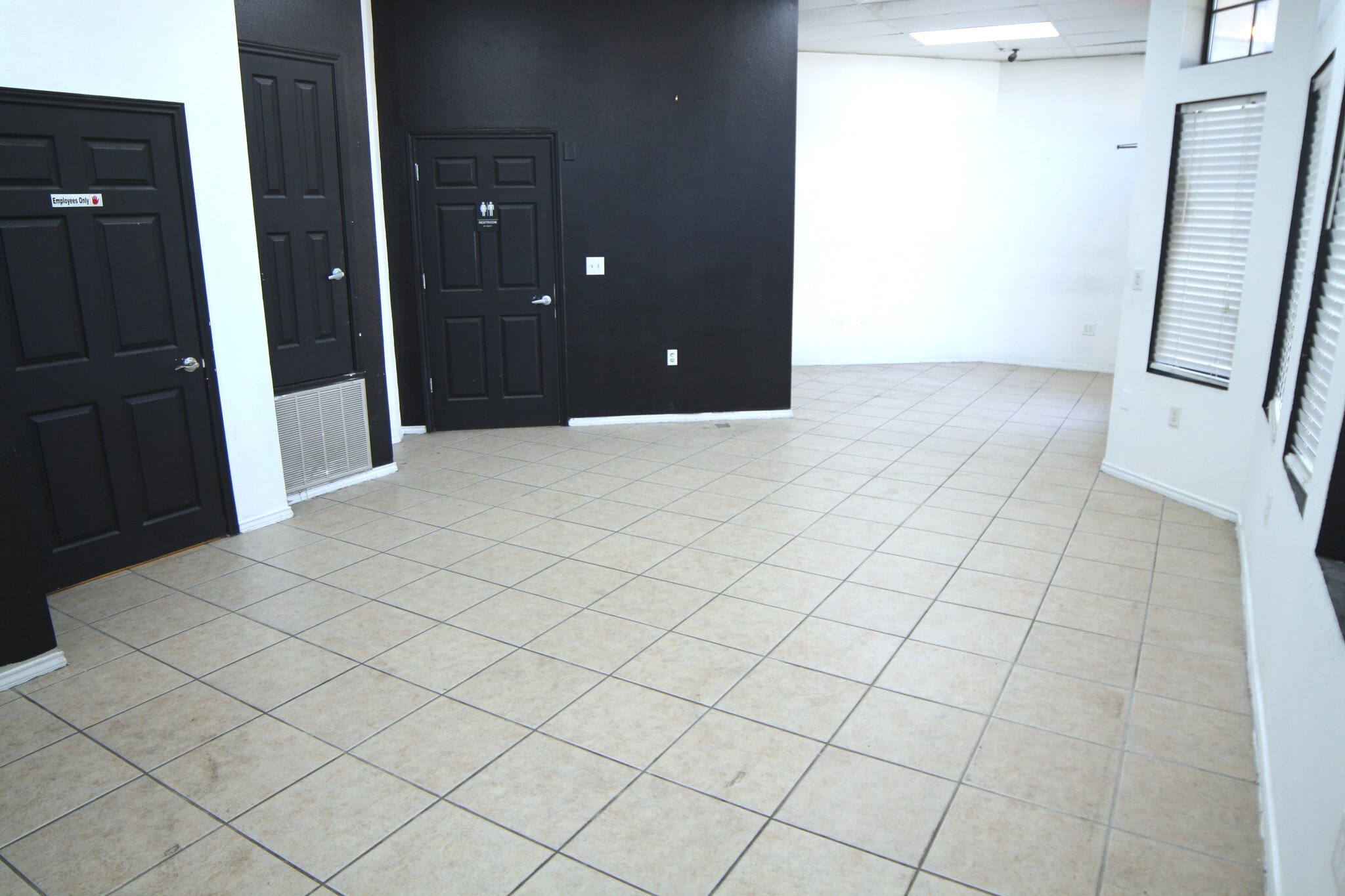 3010-3012 N Saint Marys St, San Antonio, TX à louer Photo intérieure– Image 1 sur 3