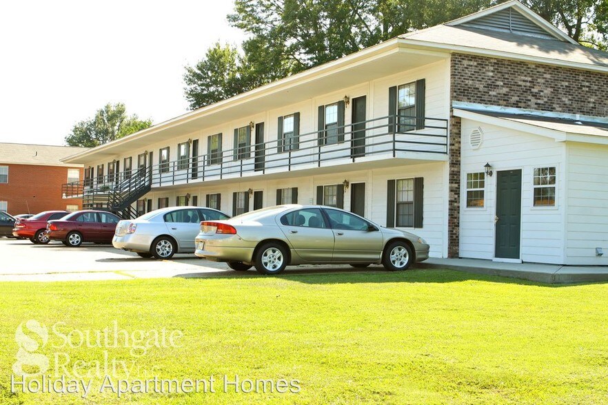 2006 Oak Grove Rd, Hattiesburg, MS à vendre - Photo de l’immeuble – Image 3 sur 8