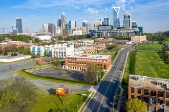 1000 W Morehead St, Charlotte, NC - VUE AÉRIENNE  vue de carte