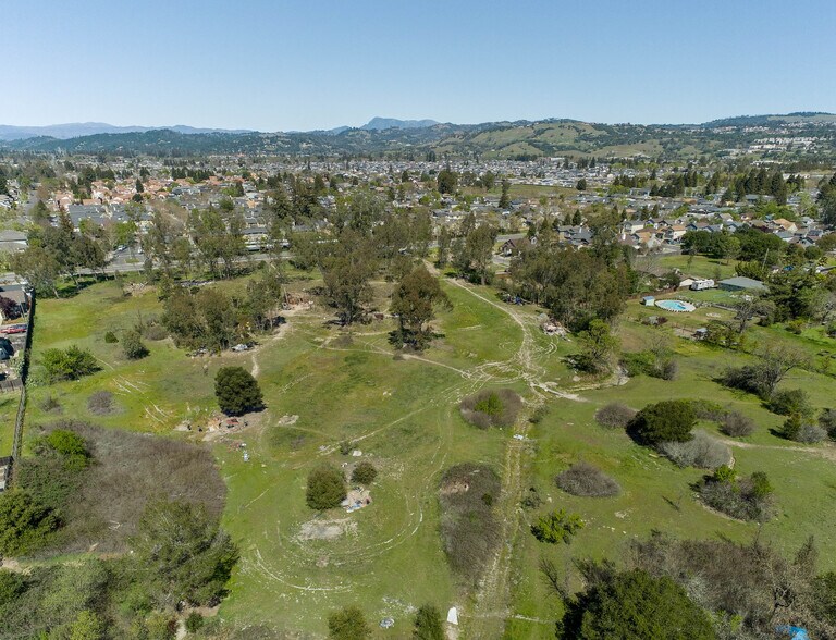 2200 Piner Rd, Santa Rosa, CA à vendre - Aérien – Image 2 sur 5