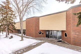 Plus de détails pour 17559 108 Av NW, Edmonton, AB - Local d'activités à louer