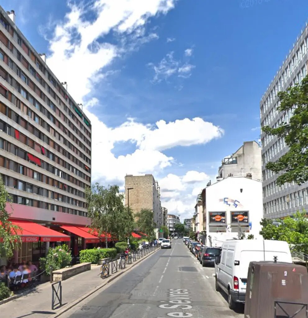 Local commercial dans Boulogne-Billancourt à louer Photo de l’immeuble– Image 1 sur 5