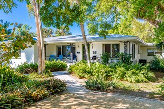 Plus de détails pour 2407 15th Ave, Vero Beach, FL - Spécialisé à vendre