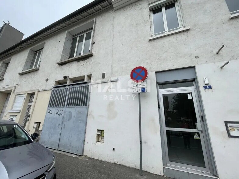 Local d’activités dans Lyon à louer - Photo de l’immeuble – Image 1 sur 30