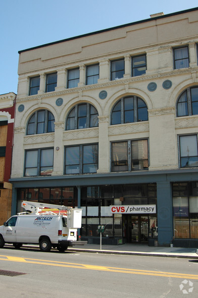 433 State St, Schenectady, NY à louer - Photo de l’immeuble – Image 3 sur 16