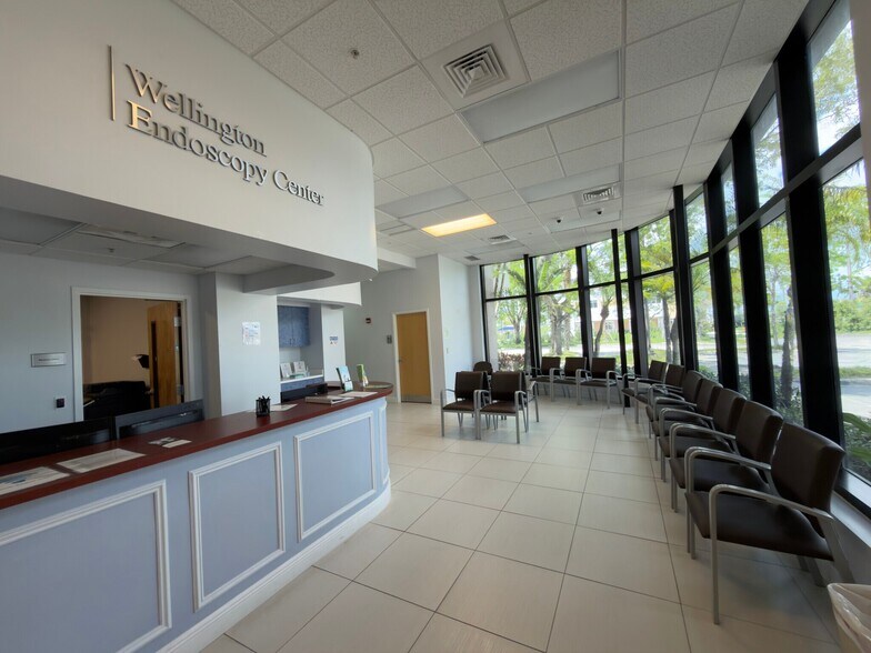 1157 S State Road 7, Wellington, FL à vendre - Photo de l’immeuble – Image 3 sur 12