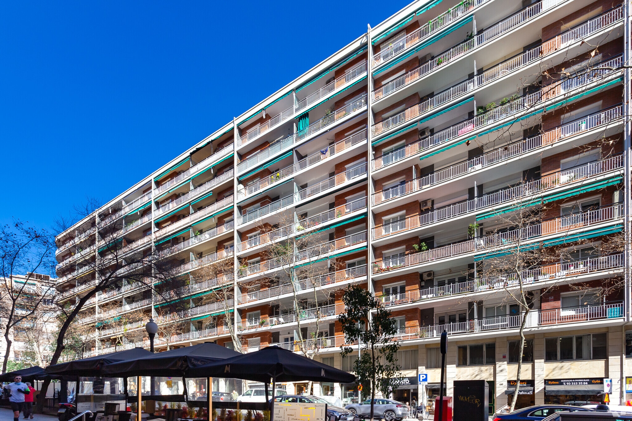 Local commercial dans Barcelone, Barcelona à louer Photo principale– Image 1 sur 2