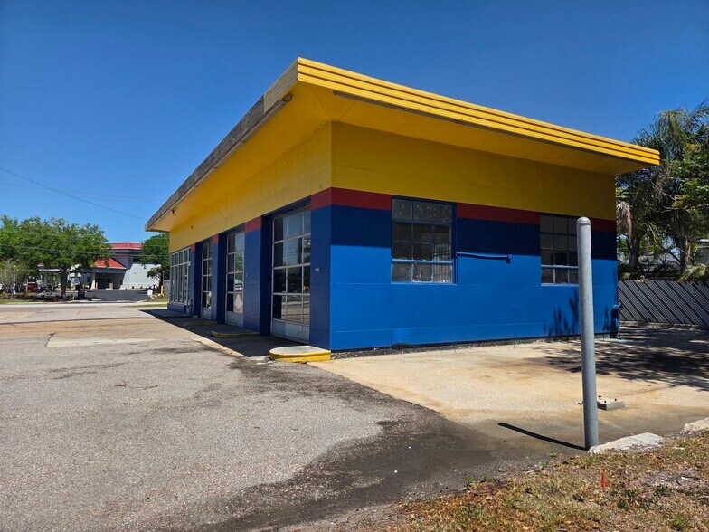 3902 S West Shore Blvd, Tampa, FL à louer - Photo de l’immeuble – Image 3 sur 9