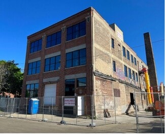 Plus de détails pour 212 E Mineral St, Milwaukee, WI - Industriel/Logistique à vendre