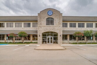 2813 S Hulen St, Fort Worth, TX à louer Photo intérieure– Image 1 sur 7