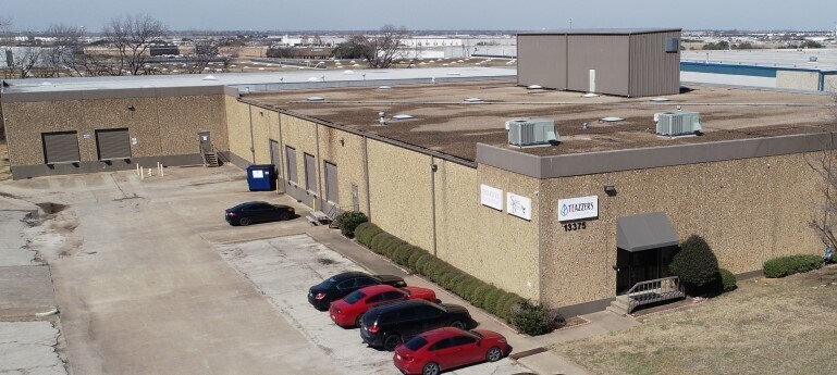 13375 Branch View Ln, Farmers Branch, TX à louer - Photo de l’immeuble – Image 2 sur 7