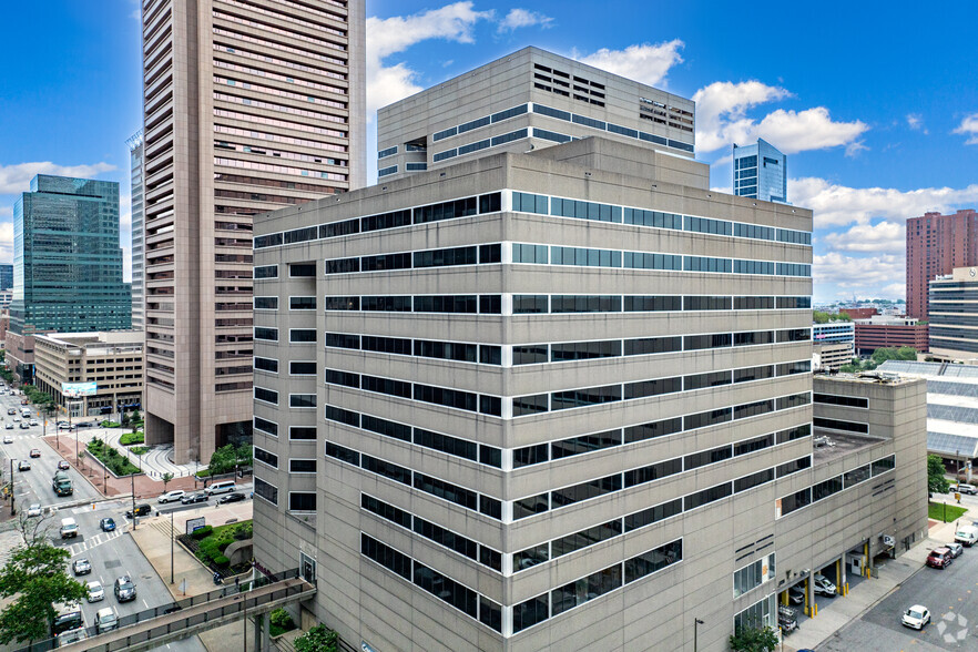 100 S Charles St, Baltimore, MD à louer - Photo de l’immeuble – Image 3 sur 6