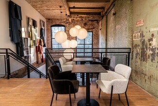 Plus de détails pour 441 E High St, Philadelphia, PA - Bureau à louer