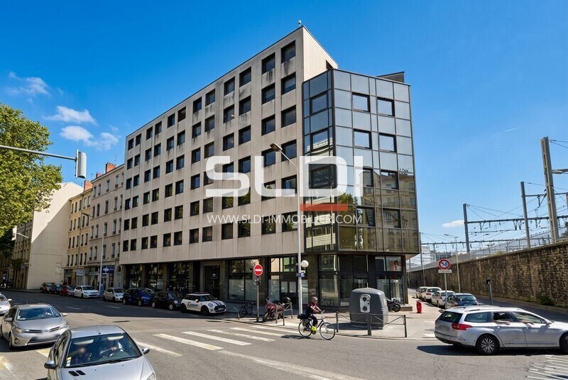 3 Rue Michel Rambaud, Lyon à louer Photo de l’immeuble– Image 1 sur 4