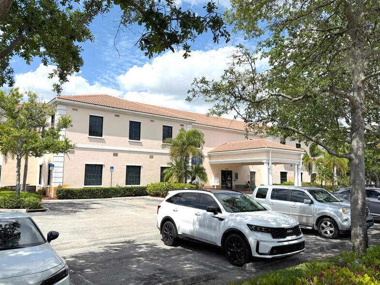 4849 Lake Worth Rd, Greenacres, FL à louer - Photo de l’immeuble – Image 3 sur 7