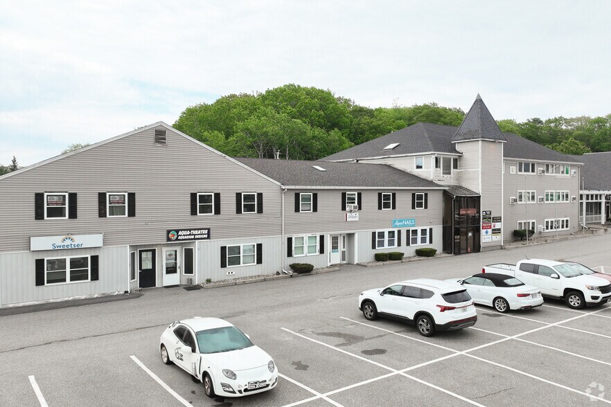 647 US Route 1, York, ME à louer - Photo principale – Image 1 sur 3