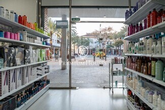 Plus de détails pour Local commercial à louer