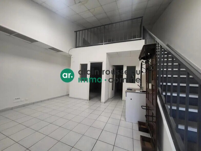 Bureau dans SAINT-BARTHELEMY-D'ANJOU à louer - Photo intérieure – Image 1 sur 4