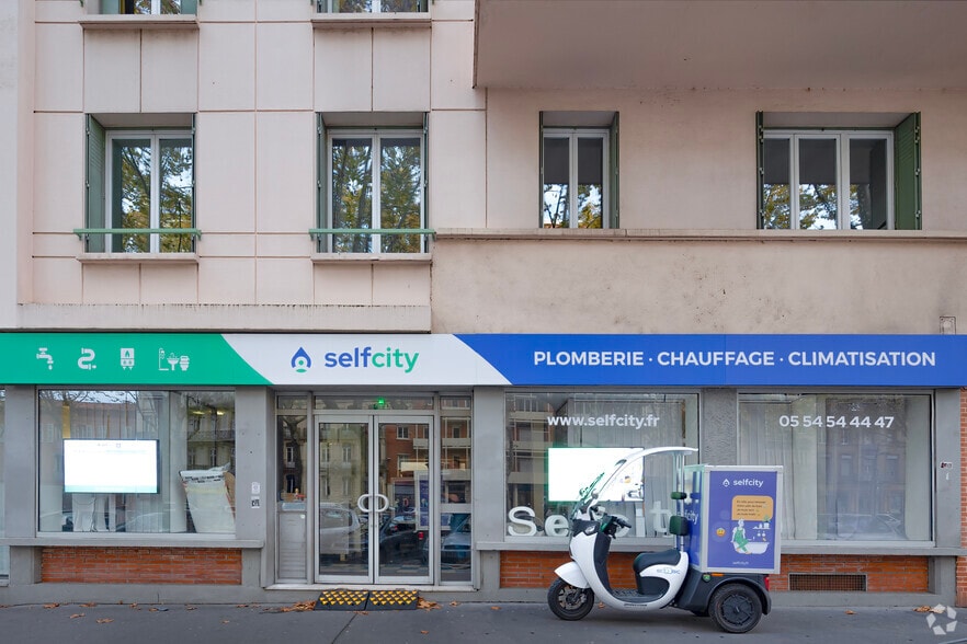 12 Boulevard Lazare Carnot, Toulouse à louer - Photo de l’immeuble – Image 1 sur 19